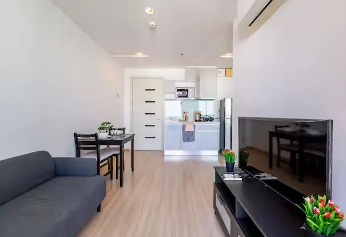Lejlighed Luxury Onnut Netflix Gym Pool 2 Minutes Away From Bts *