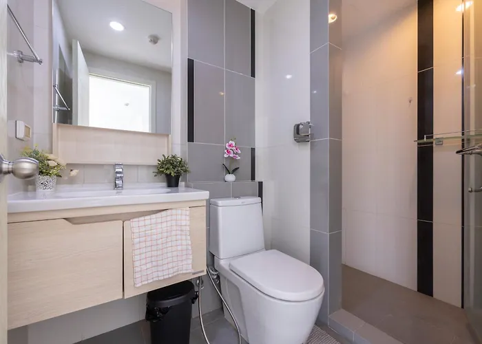 Luxury Onnut Netflix Gym Pool 2 Minutes Away From Bts * Bangkok
