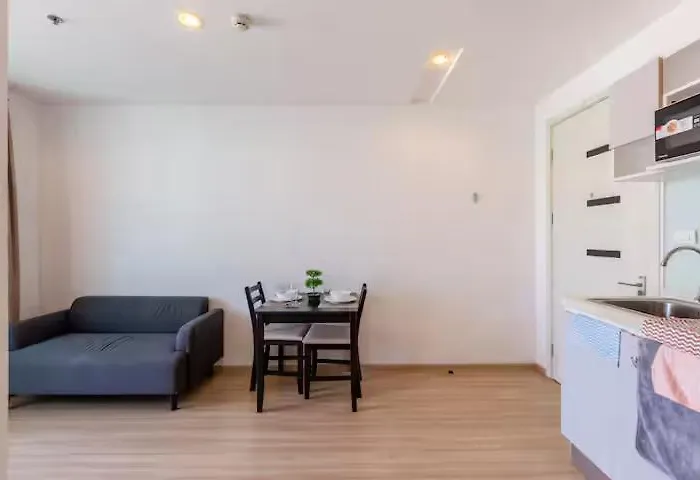 Luxury Onnut Netflix Gym Pool 2 Minutes Away From Bts Lejlighed Bangkok