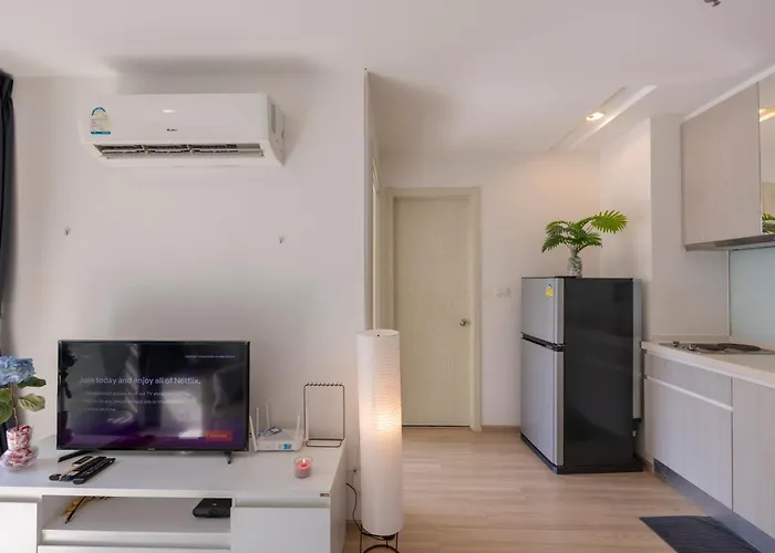Luxury Onnut Netflix Gym Pool 2 Minutes Away From Bts Bangkok
